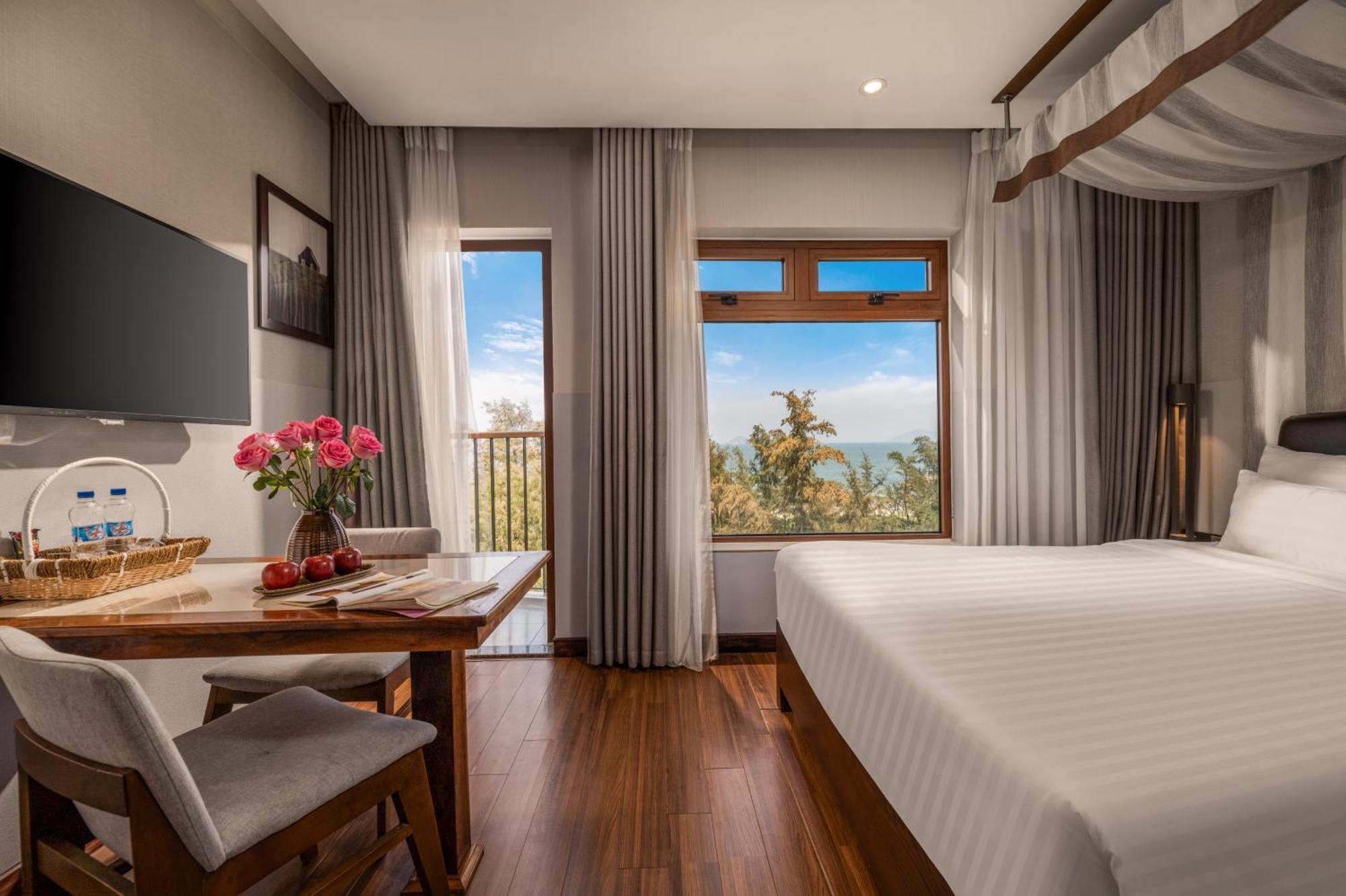 Hoi An Ocean Front Hotel Экстерьер фото