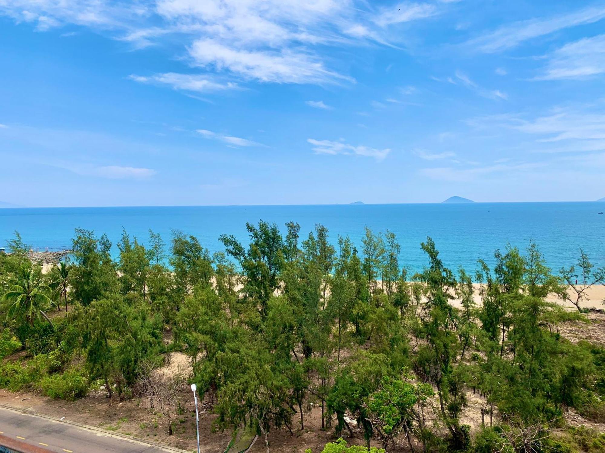 Hoi An Ocean Front Hotel Экстерьер фото